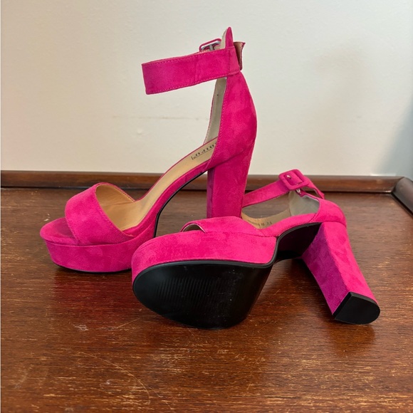 Sabrina Hot Pink Platform Heels - Picture 2 of 6